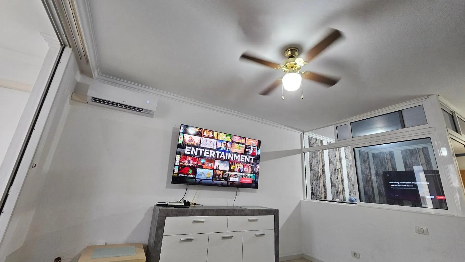Apartment Cozy Studio, Aircon And 3 Pools San Miguel de Abona Spain