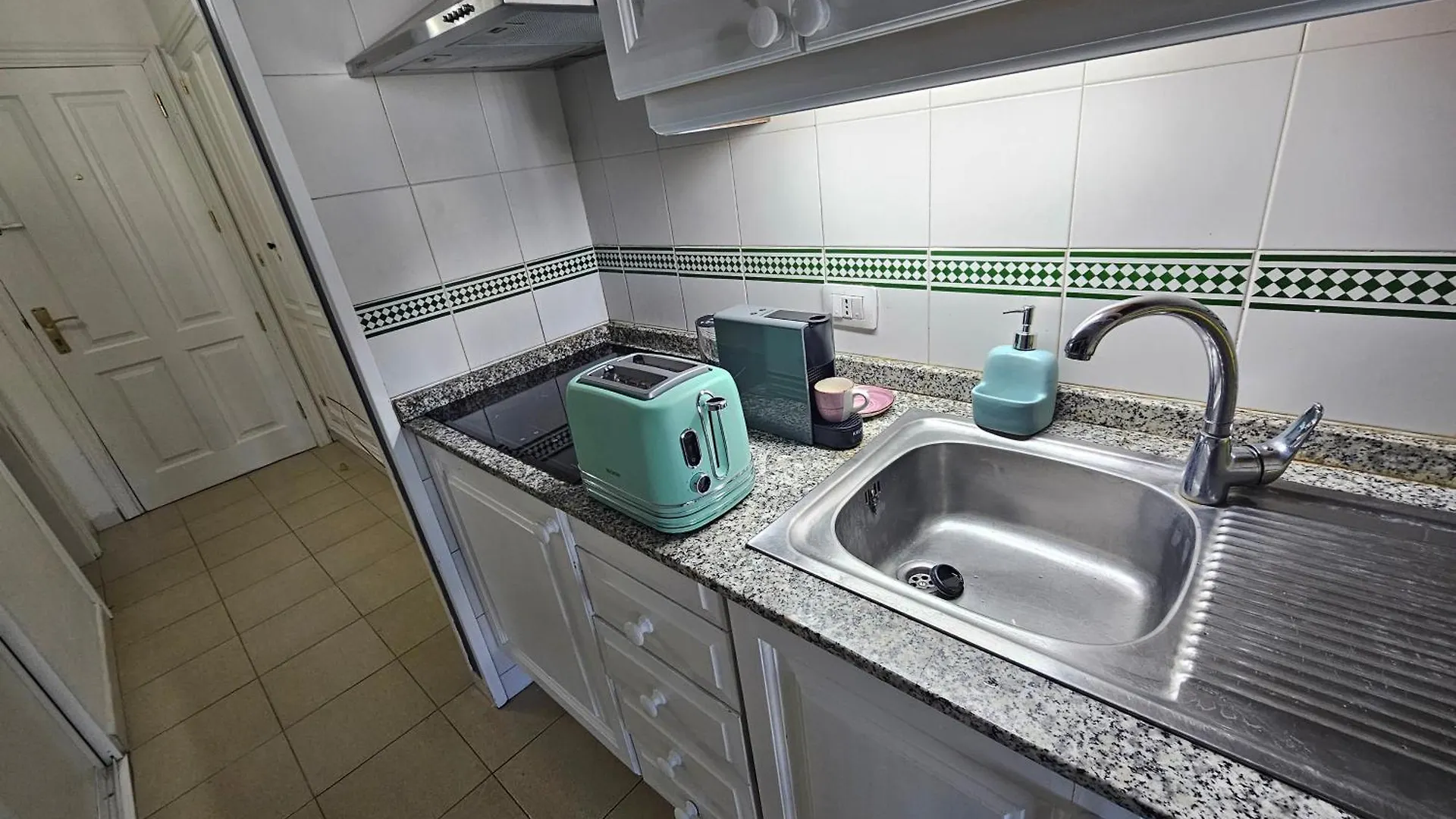 Cozy Studio, Aircon And 3 Pools San Miguel de Abona Apartment